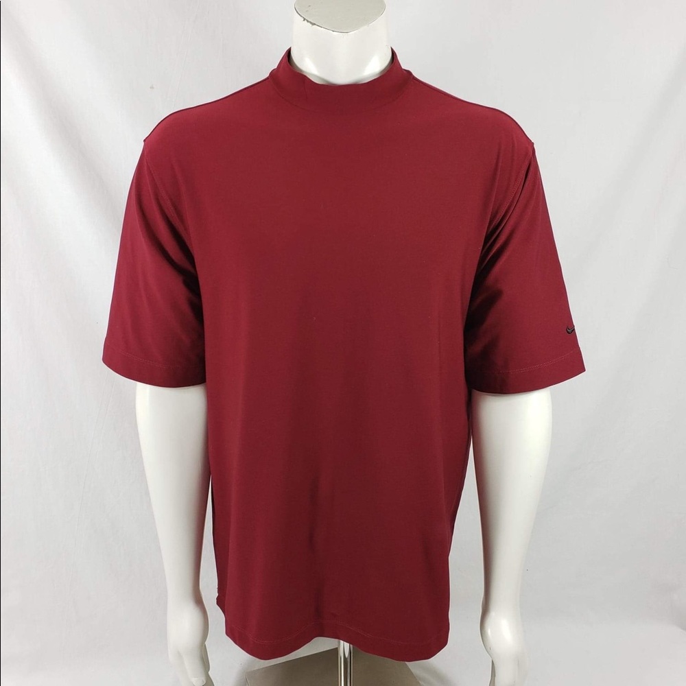 Nike golf Dri-fit undershirt maroon men’s size-L